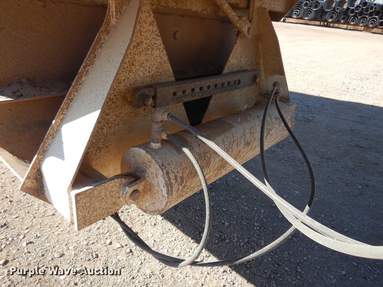 image for item DF0028 2012 Construction Trailer Specialist  bottom dump trailer