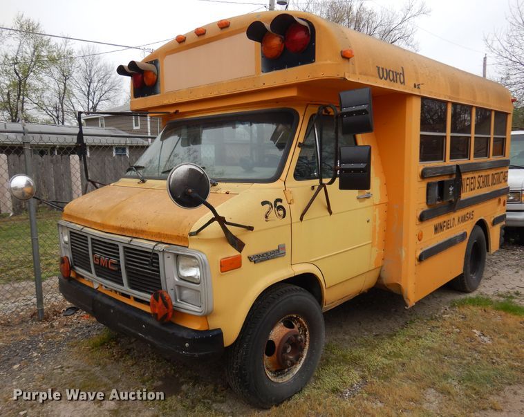 image for item DH3619 1991 GMC Vandura G3500  school bus
