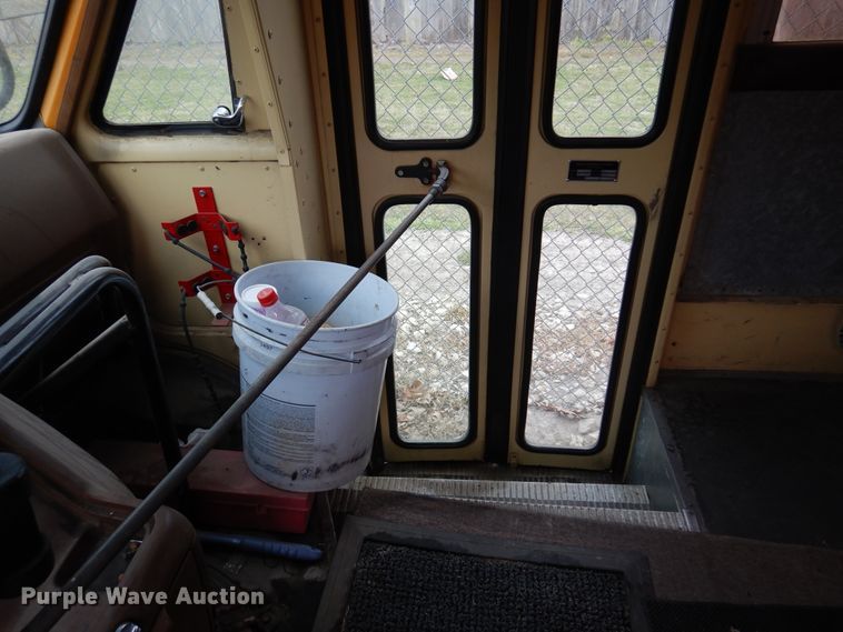 image for item DH3619 1991 GMC Vandura G3500  school bus