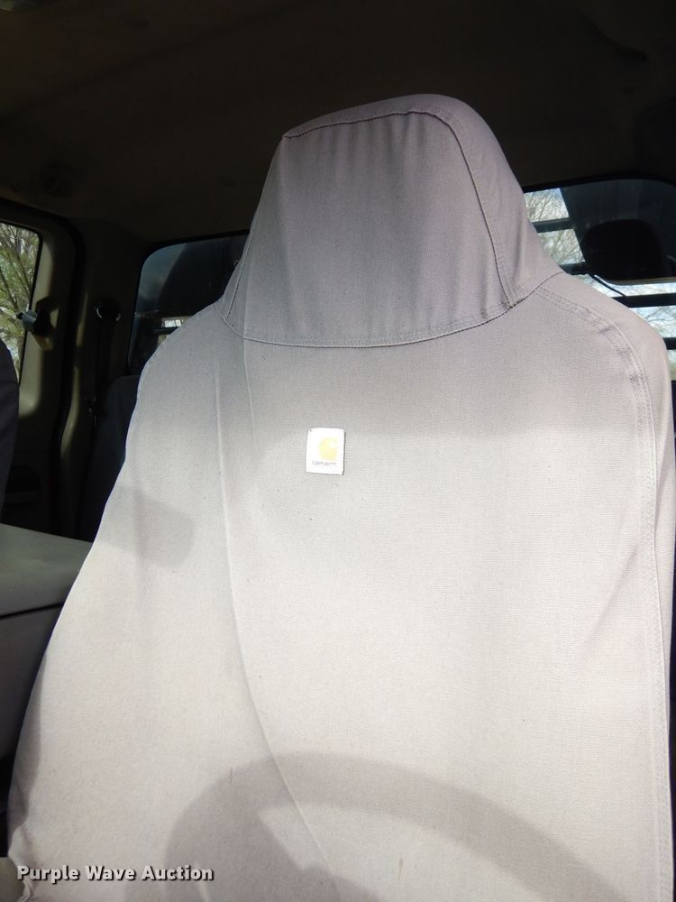 image for item DH8990 2010 Ford F550 Super Duty XLT  flatbed truck