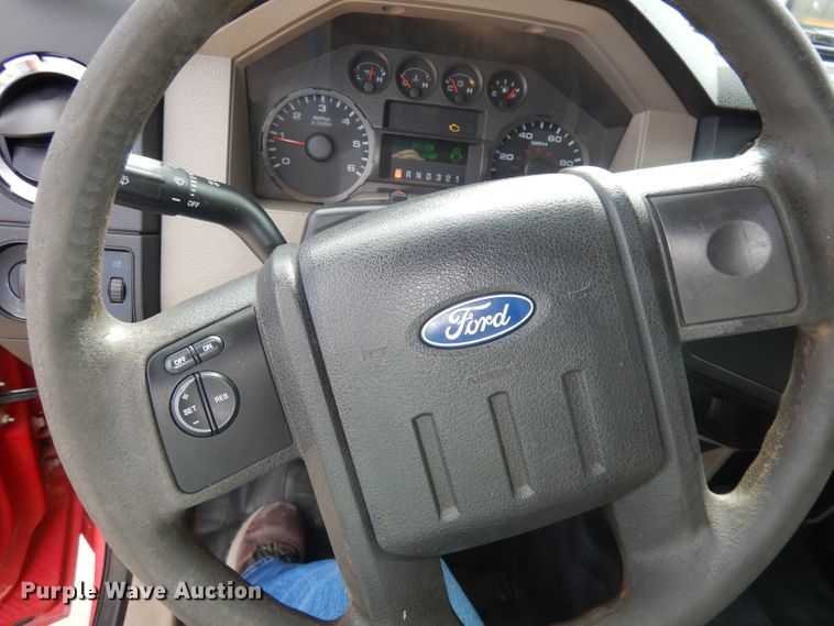 image for item DH8990 2010 Ford F550 Super Duty XLT  flatbed truck