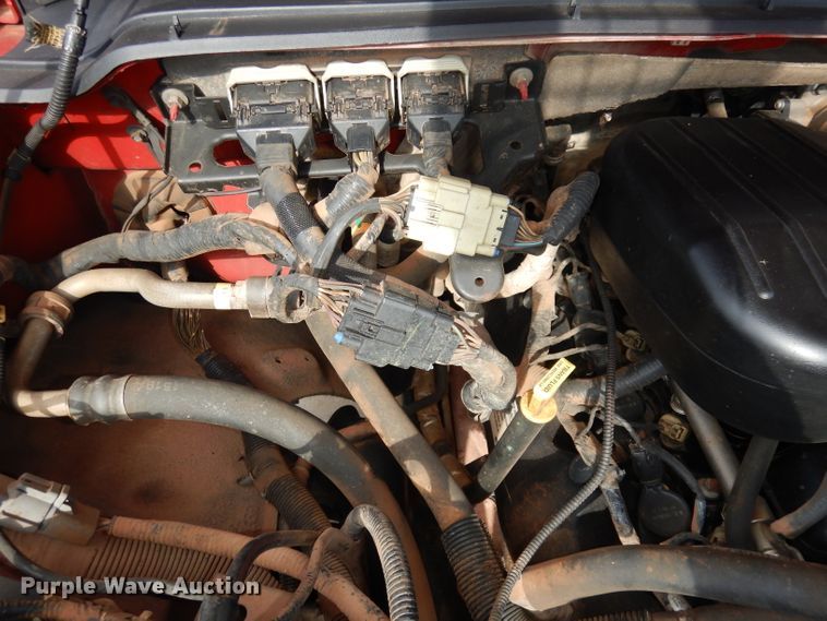 image for item DH8990 2010 Ford F550 Super Duty XLT  flatbed truck