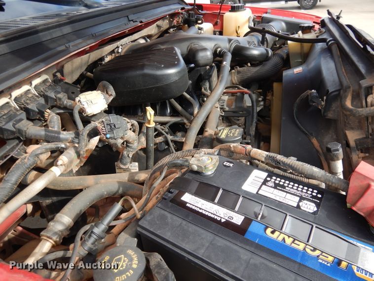 image for item DH8990 2010 Ford F550 Super Duty XLT  flatbed truck