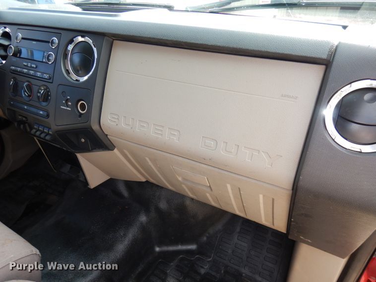 image for item DH8990 2010 Ford F550 Super Duty XLT  flatbed truck