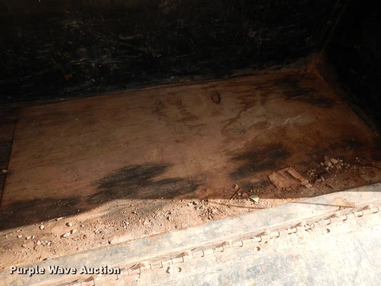 image for item DH8990 2010 Ford F550 Super Duty XLT  flatbed truck