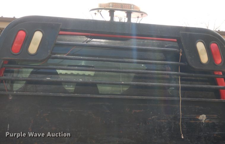 image for item DH8990 2010 Ford F550 Super Duty XLT  flatbed truck