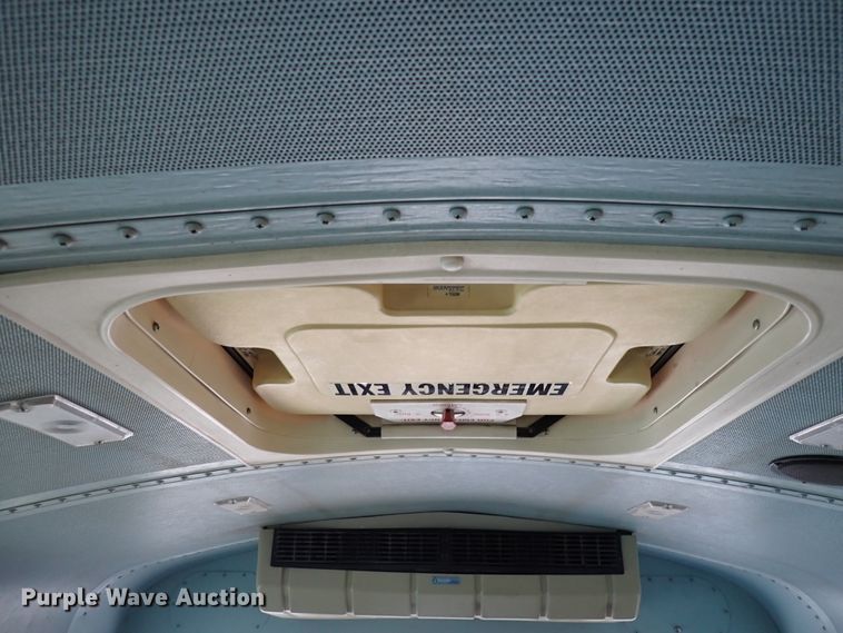 image for item DI1881 2005 Freightliner FS65  bus