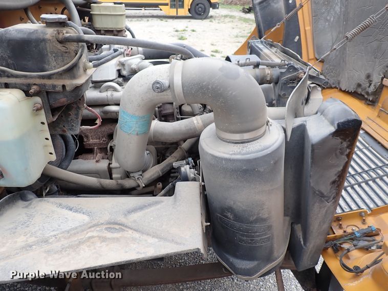 image for item DI1881 2005 Freightliner FS65  bus