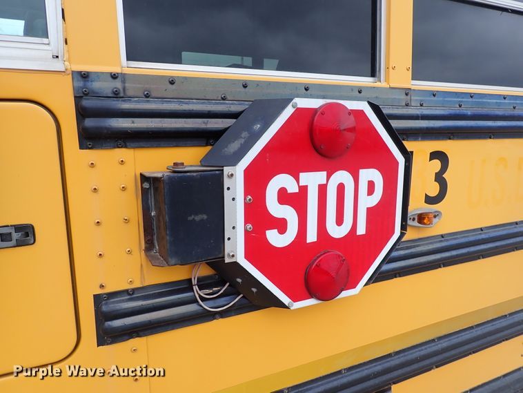 image for item DI1881 2005 Freightliner FS65  bus