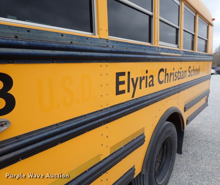 image for item DI1881 2005 Freightliner FS65  bus