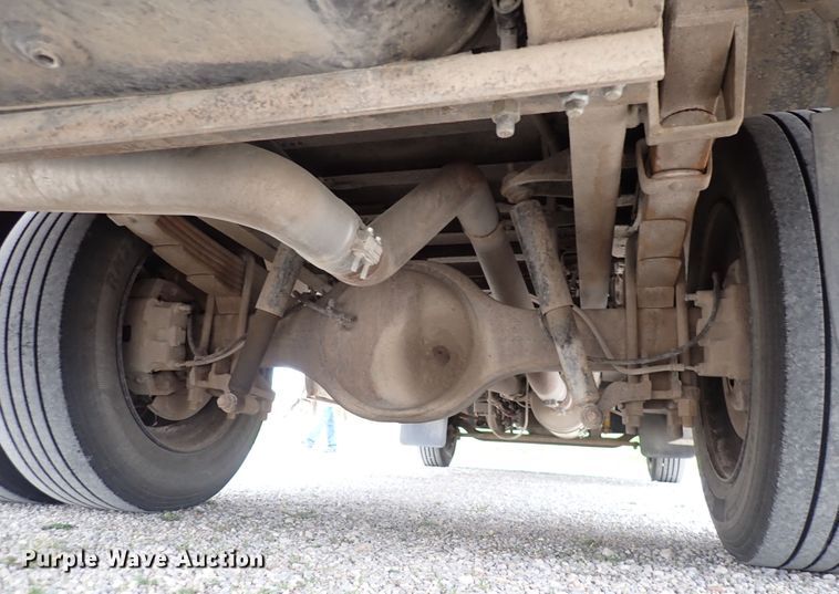 image for item DI1881 2005 Freightliner FS65  bus