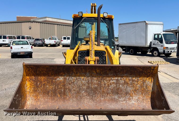 image for item DI1883 1989 John Deere 310C  backhoe