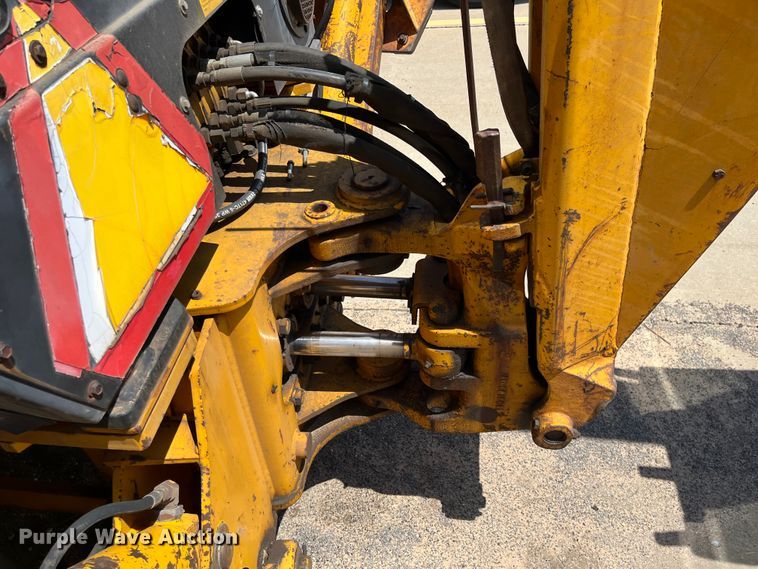 image for item DI1883 1989 John Deere 310C  backhoe