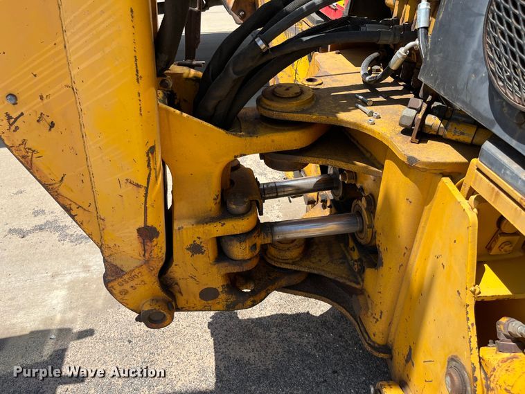 image for item DI1883 1989 John Deere 310C  backhoe