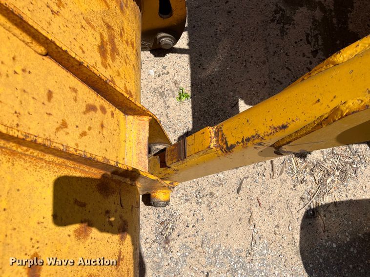 image for item DI1883 1989 John Deere 310C  backhoe