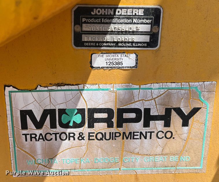 image for item DI1883 1989 John Deere 310C  backhoe