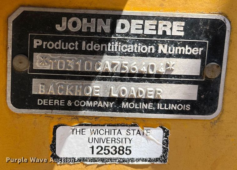 image for item DI1883 1989 John Deere 310C  backhoe