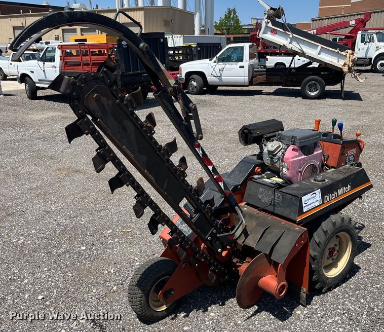 image for item DI1885 Ditch Witch 1820  trencher