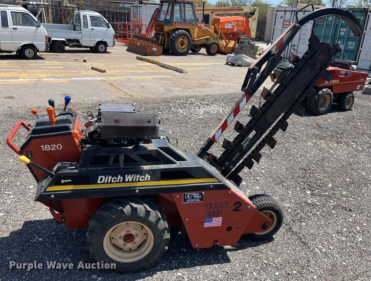 image for item DI1885 Ditch Witch 1820  trencher