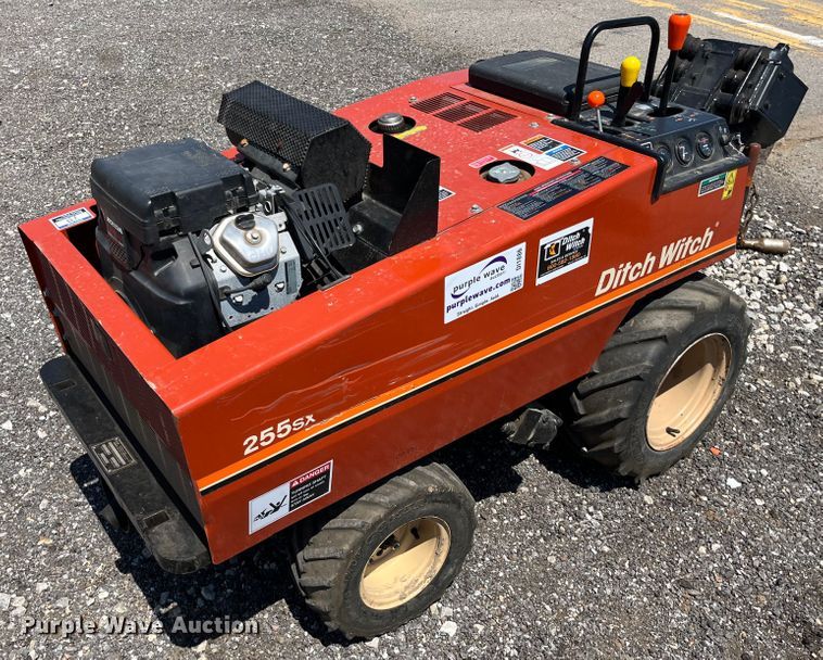 2007 Ditch Witch 255SX cable plow in Wichita, KS Item DI1886 sold