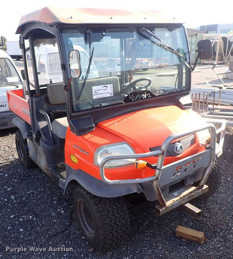 image for item DI1887 2005 Kubota KTV 900  utility vehicle