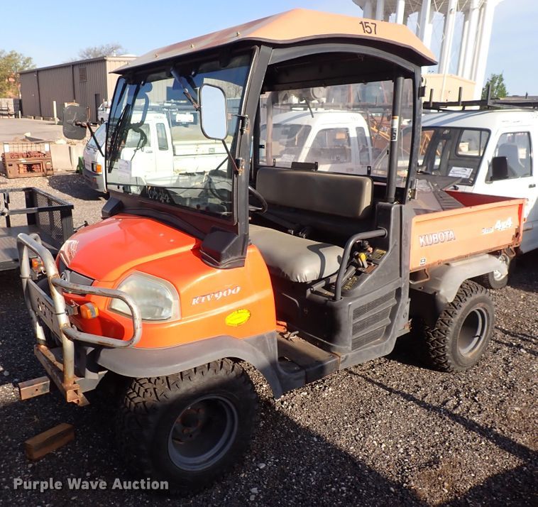 image for item DI1887 2005 Kubota KTV 900  utility vehicle