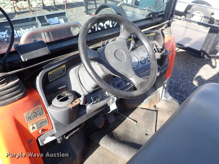 image for item DI1887 2005 Kubota KTV 900  utility vehicle