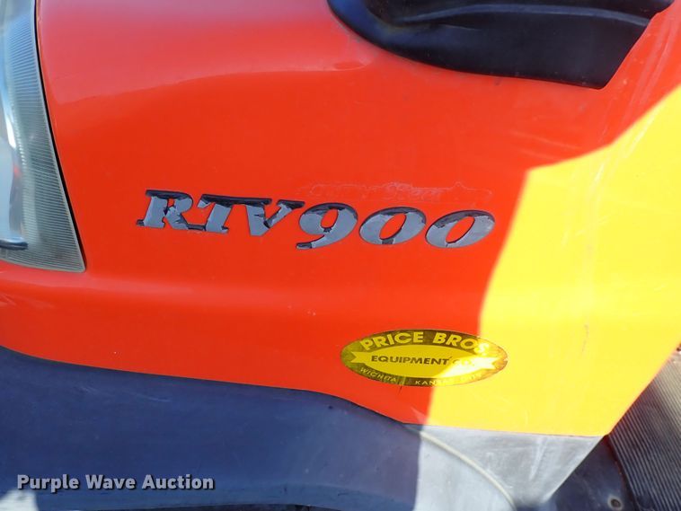 image for item DI1887 2005 Kubota KTV 900  utility vehicle