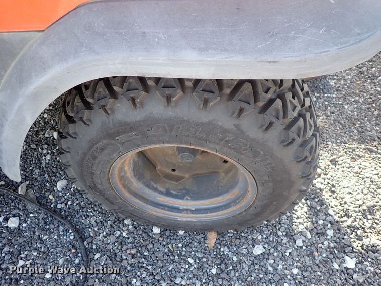 image for item DI1887 2005 Kubota KTV 900  utility vehicle