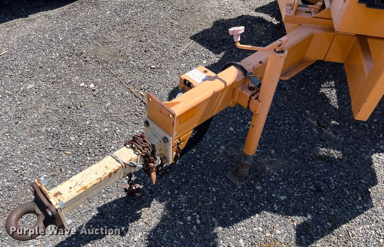 image for item DI1889 2005 Bandit 200  wood chipper