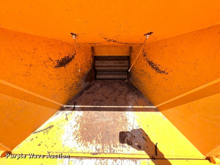 image for item DI1889 2005 Bandit 200  wood chipper