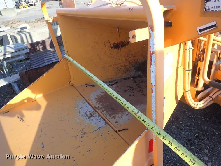 image for item DI1889 2005 Bandit 200  wood chipper