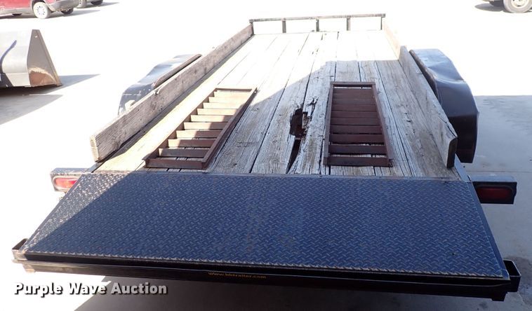 image for item DI1940 2006 H&H  utility trailer