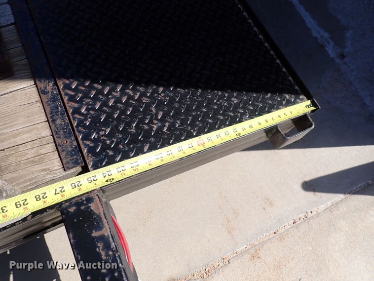 image for item DI1940 2006 H&H  utility trailer