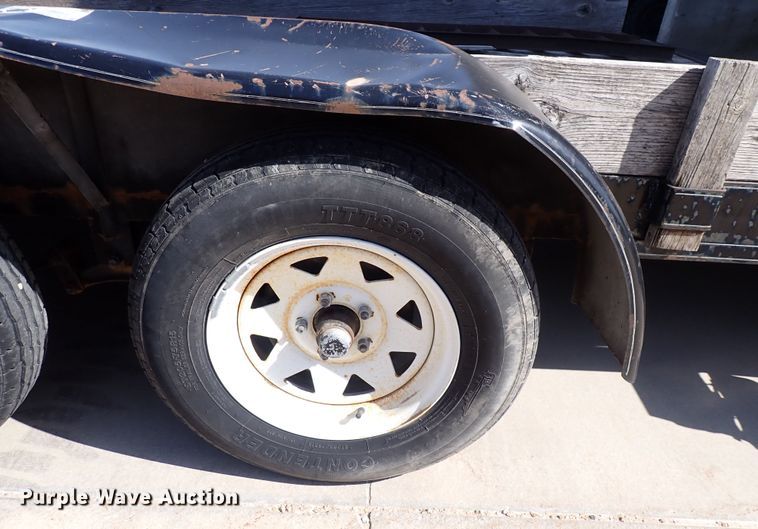 image for item DI1940 2006 H&H  utility trailer