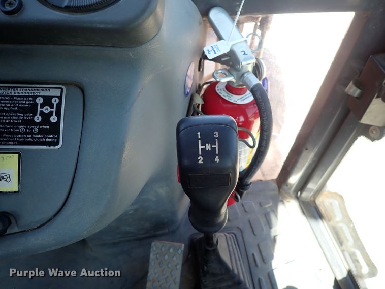 image for item DI1943 New Holland 555E  backhoe