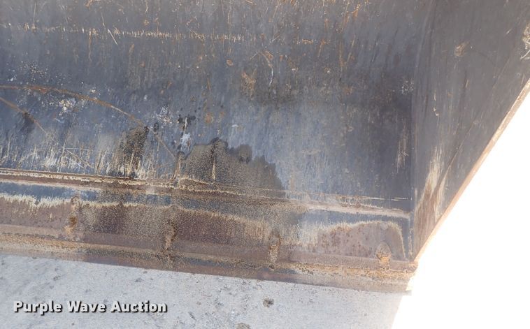 image for item DI1943 New Holland 555E  backhoe