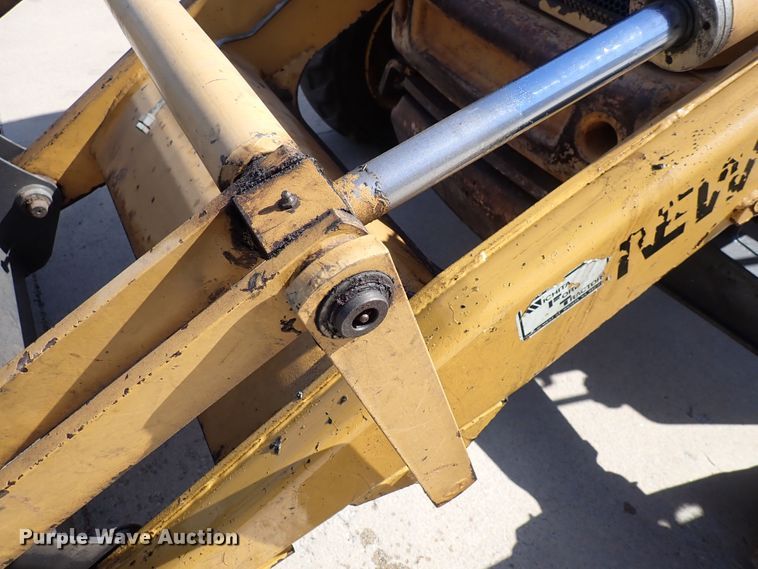 image for item DI1943 New Holland 555E  backhoe