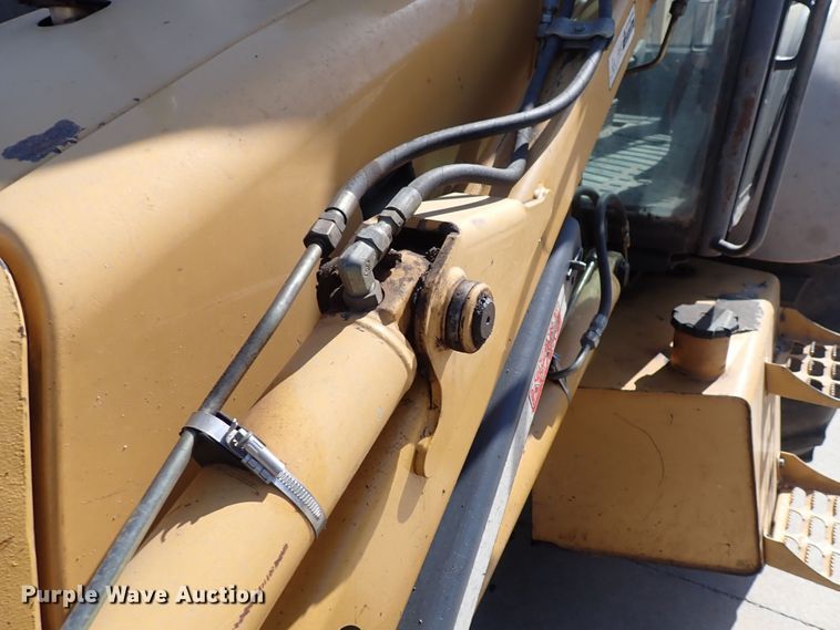 image for item DI1943 New Holland 555E  backhoe