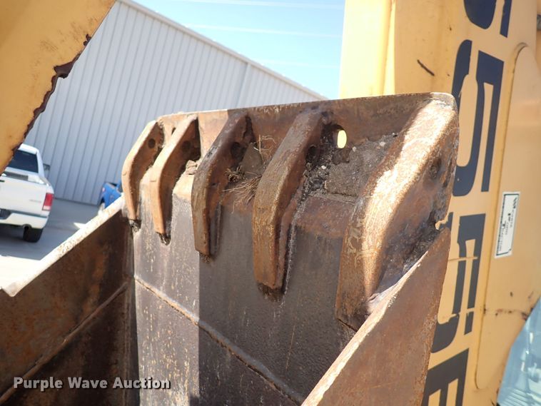 image for item DI1943 New Holland 555E  backhoe