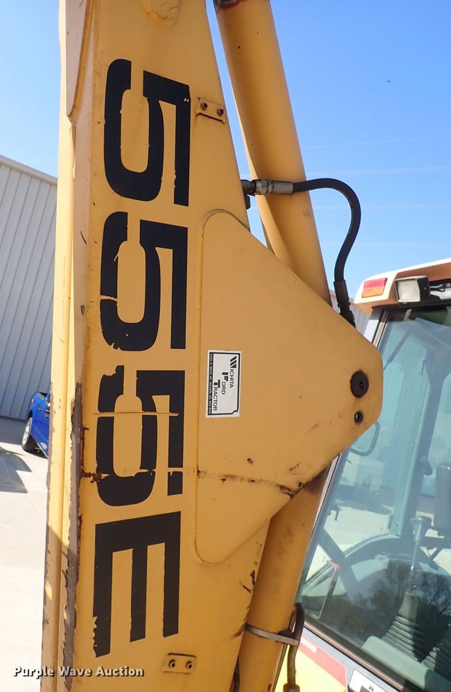 image for item DI1943 New Holland 555E  backhoe