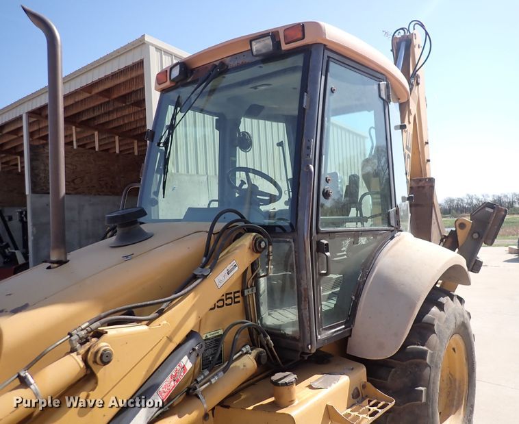 image for item DI1943 New Holland 555E  backhoe