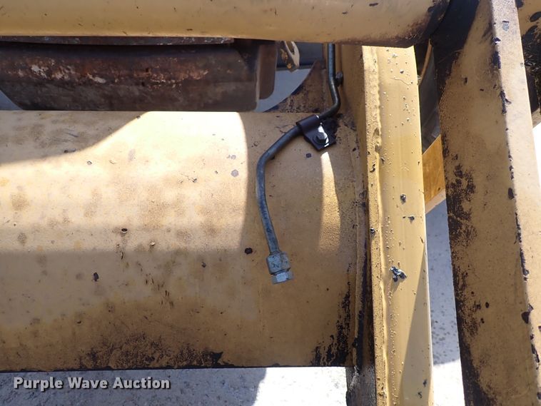 image for item DI1943 New Holland 555E  backhoe