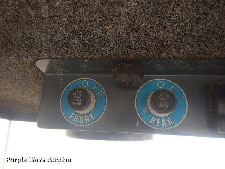 image for item DJ1302 2004 Al-jon 525  landfill compactor