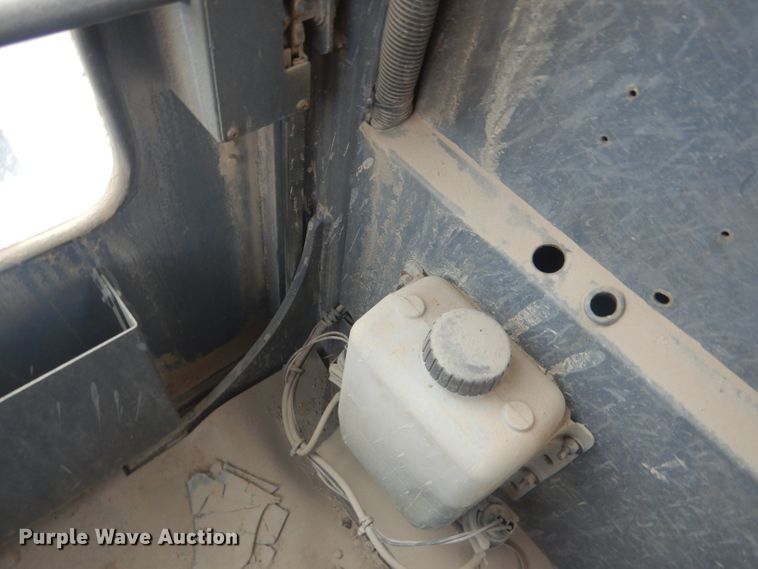 image for item DJ1302 2004 Al-jon 525  landfill compactor