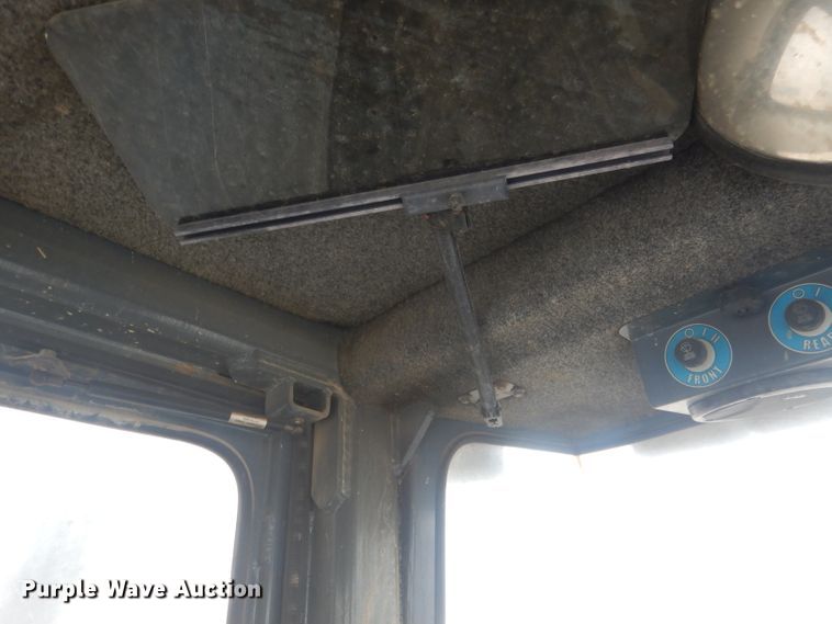 image for item DJ1302 2004 Al-jon 525  landfill compactor