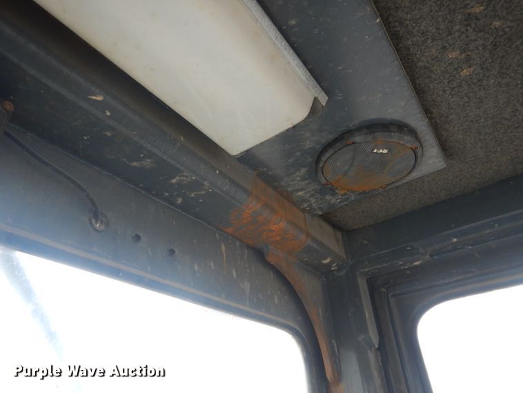 image for item DJ1302 2004 Al-jon 525  landfill compactor