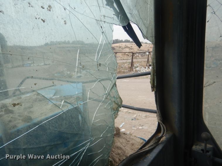 image for item DJ1302 2004 Al-jon 525  landfill compactor