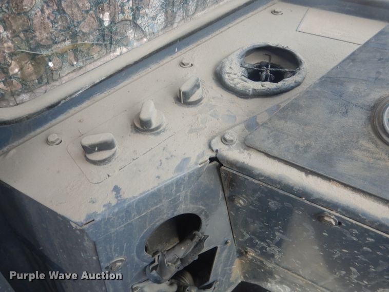 image for item DJ1302 2004 Al-jon 525  landfill compactor