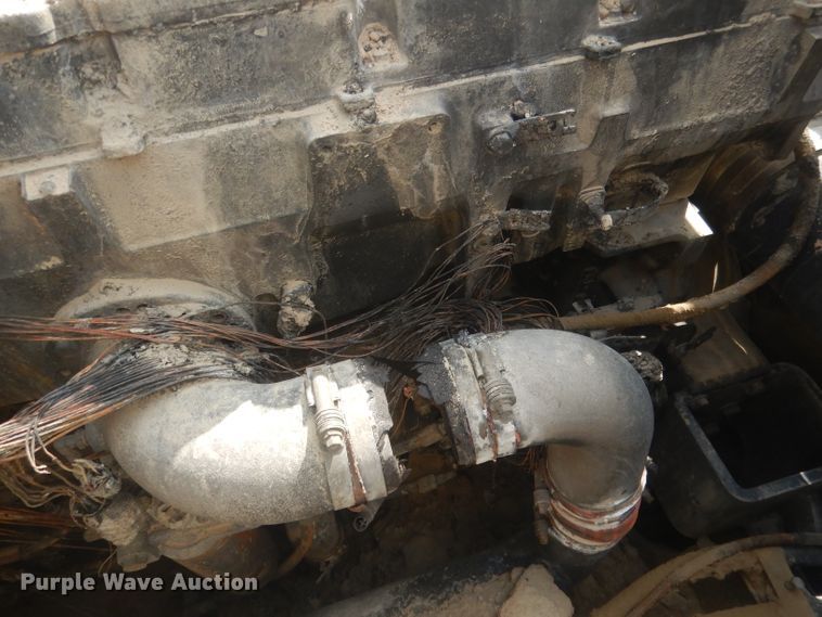 image for item DJ1302 2004 Al-jon 525  landfill compactor